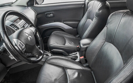 Mitsubishi Outlander III рестайлинг 3, 2009 год, 1 349 000 рублей, 12 фотография