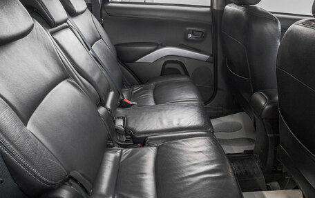 Mitsubishi Outlander III рестайлинг 3, 2009 год, 1 349 000 рублей, 29 фотография