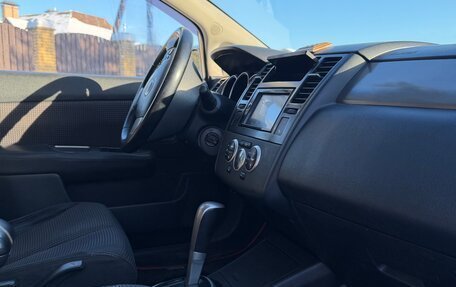 Nissan Tiida, 2010 год, 610 000 рублей, 8 фотография