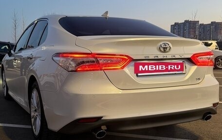 Toyota Camry, 2018 год, 3 300 000 рублей, 7 фотография