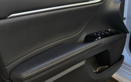 Toyota Camry, 2018 год, 3 300 000 рублей, 12 фотография