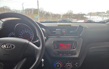 KIA Rio III рестайлинг, 2013 год, 730 000 рублей, 5 фотография