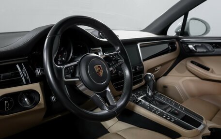 Porsche Macan I рестайлинг, 2019 год, 4 350 000 рублей, 14 фотография