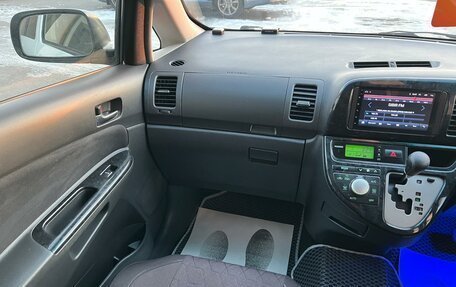 Toyota Wish II, 2007 год, 959 000 рублей, 14 фотография