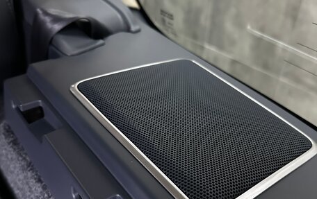 Land Rover Range Rover IV рестайлинг, 2018 год, 9 500 000 рублей, 16 фотография