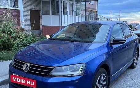 Volkswagen Jetta VI, 2018 год, 1 200 000 рублей, 2 фотография