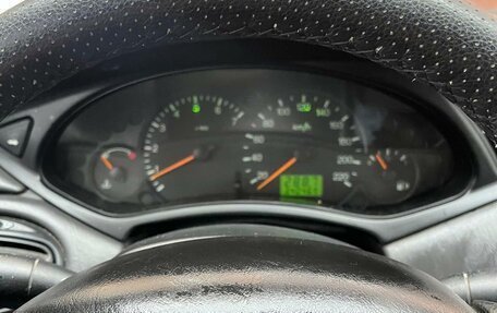 Ford Focus IV, 2003 год, 205 000 рублей, 11 фотография