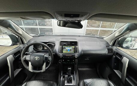 Toyota Land Cruiser Prado 150 рестайлинг 2, 2011 год, 2 350 000 рублей, 10 фотография