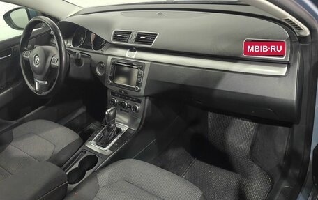 Volkswagen Passat B7, 2012 год, 1 127 000 рублей, 9 фотография