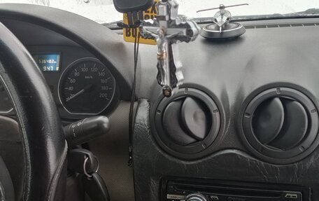 Renault Logan I, 2010 год, 245 000 рублей, 5 фотография