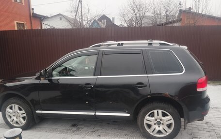 Volkswagen Touareg III, 2005 год, 830 000 рублей, 4 фотография