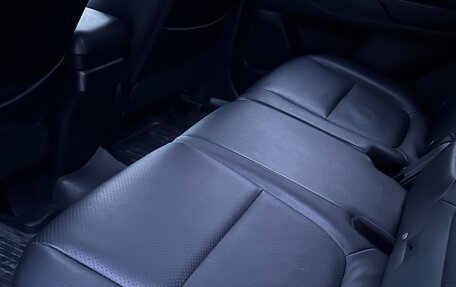 Mitsubishi Outlander III рестайлинг 3, 2014 год, 1 550 000 рублей, 14 фотография