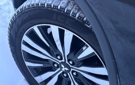 Mitsubishi Outlander III рестайлинг 3, 2014 год, 1 550 000 рублей, 24 фотография