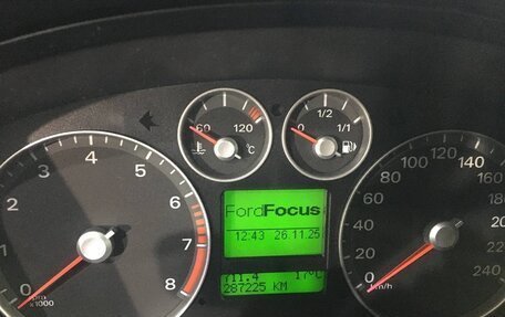 Ford Focus II рестайлинг, 2006 год, 290 000 рублей, 16 фотография