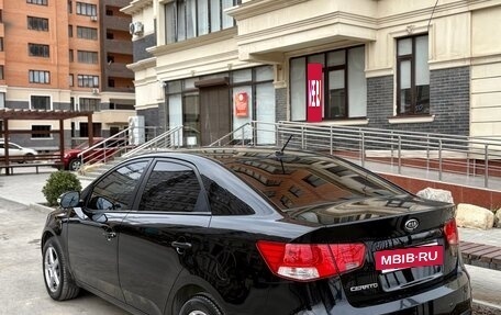 KIA Cerato III, 2010 год, 915 000 рублей, 3 фотография