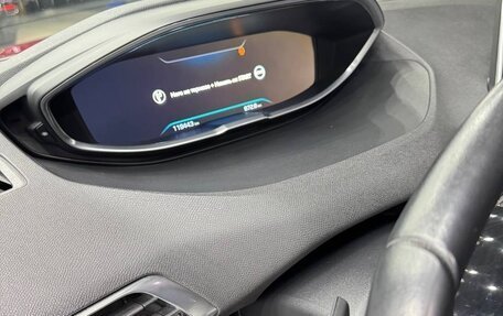 Peugeot 3008 II, 2017 год, 1 800 000 рублей, 7 фотография