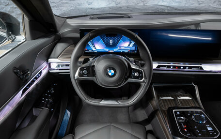 BMW 7 серия, 2025 год, 17 300 000 рублей, 17 фотография