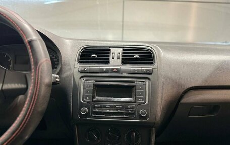 Volkswagen Polo VI (EU Market), 2013 год, 680 000 рублей, 13 фотография