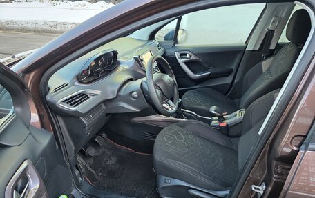 Peugeot 2008 II, 2014 год, 920 000 рублей, 11 фотография