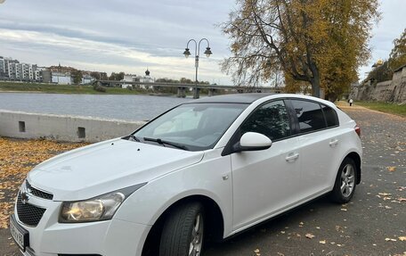 Chevrolet Cruze II, 2012 год, 550 000 рублей, 3 фотография