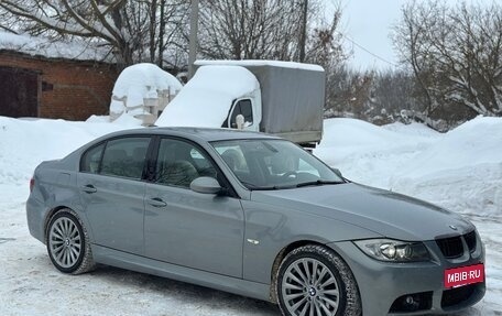 BMW 3 серия, 2005 год, 995 000 рублей, 8 фотография