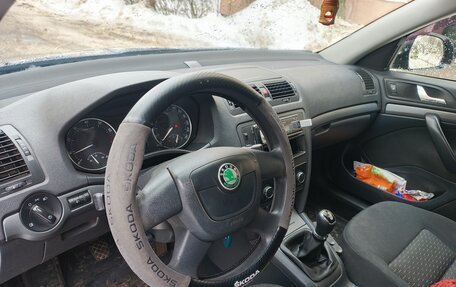 Skoda Octavia, 2010 год, 600 000 рублей, 9 фотография