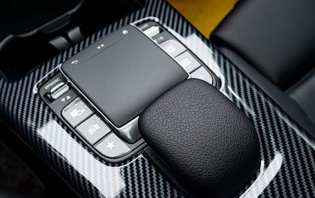 Mercedes-Benz A-Класс, 2021 год, 2 250 000 рублей, 13 фотография