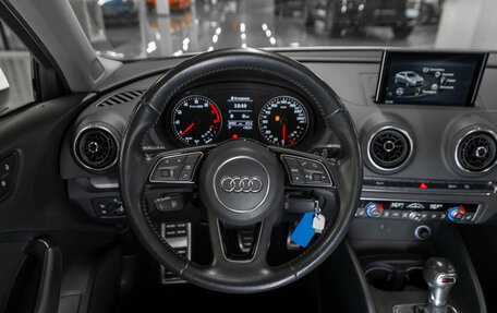Audi A3, 2018 год, 2 240 000 рублей, 10 фотография