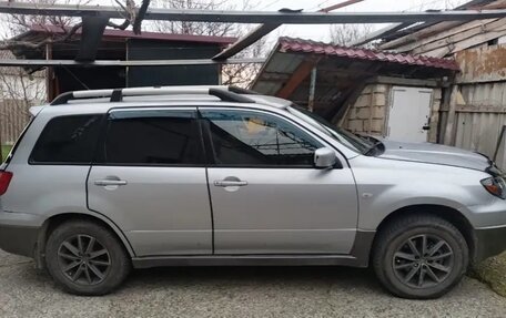 Mitsubishi Outlander III рестайлинг 3, 2007 год, 780 000 рублей, 2 фотография