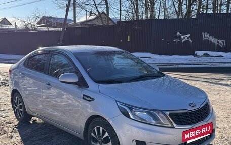 KIA Rio III рестайлинг, 2014 год, 970 000 рублей, 2 фотография