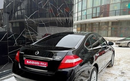 Nissan Teana, 2010 год, 900 000 рублей, 21 фотография