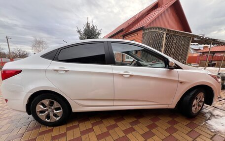 Hyundai Solaris II рестайлинг, 2015 год, 1 150 000 рублей, 4 фотография