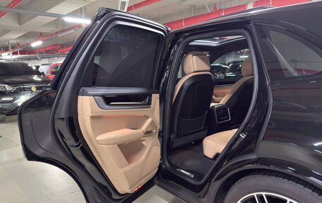 Porsche Cayenne III, 2024 год, 13 090 000 рублей, 6 фотография