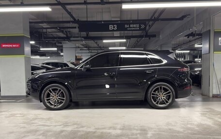 Porsche Cayenne III, 2023 год, 10 980 000 рублей, 8 фотография