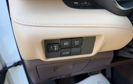 Toyota Highlander, 2025 год, 5 190 000 рублей, 17 фотография