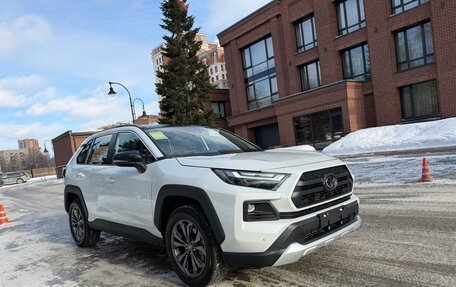 Toyota RAV4, 2025 год, 3 890 000 рублей, 6 фотография
