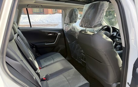 Toyota RAV4, 2025 год, 3 890 000 рублей, 11 фотография