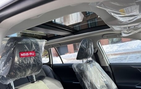 Toyota RAV4, 2025 год, 3 890 000 рублей, 10 фотография