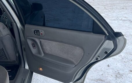 Mazda Millenia I рестайлинг, 2001 год, 280 000 рублей, 9 фотография