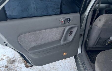 Mazda Millenia I рестайлинг, 2001 год, 280 000 рублей, 8 фотография