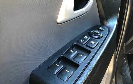 KIA Sportage III, 2010 год, 1 000 000 рублей, 15 фотография