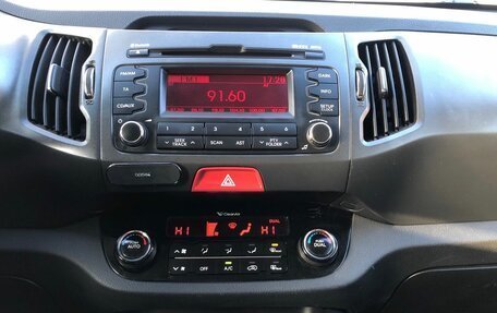 KIA Sportage III, 2010 год, 1 000 000 рублей, 12 фотография