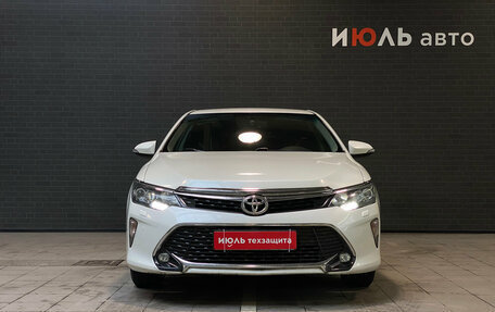 Toyota Camry, 2017 год, 2 700 000 рублей, 2 фотография