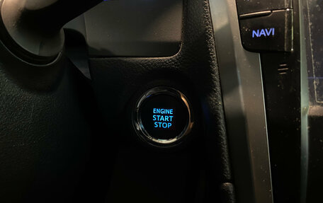 Toyota Camry, 2017 год, 2 700 000 рублей, 21 фотография