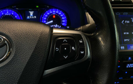 Toyota Camry, 2017 год, 2 700 000 рублей, 18 фотография