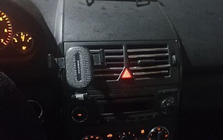 Mercedes-Benz A-Класс, 2012 год, 660 000 рублей, 5 фотография