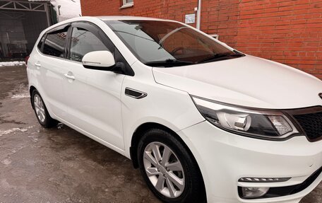KIA Rio III рестайлинг, 2015 год, 1 249 000 рублей, 2 фотография