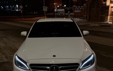 Mercedes-Benz C-Класс, 2017 год, 2 300 000 рублей, 8 фотография