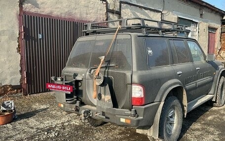 Nissan Patrol, 2004 год, 2 800 000 рублей, 3 фотография