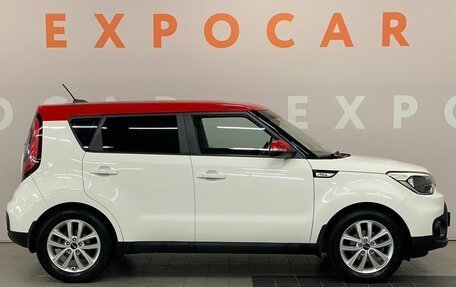 KIA Soul II рестайлинг, 2017 год, 1 606 000 рублей, 4 фотография